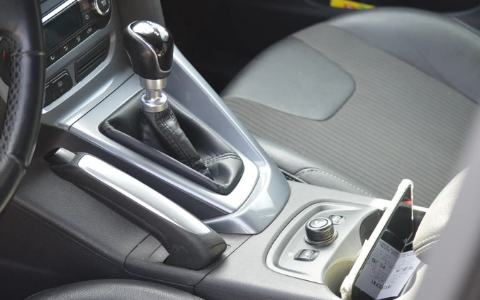 Ford Focus cena 27800 przebieg: 282100, rok produkcji 2011 z Wąchock małe 562